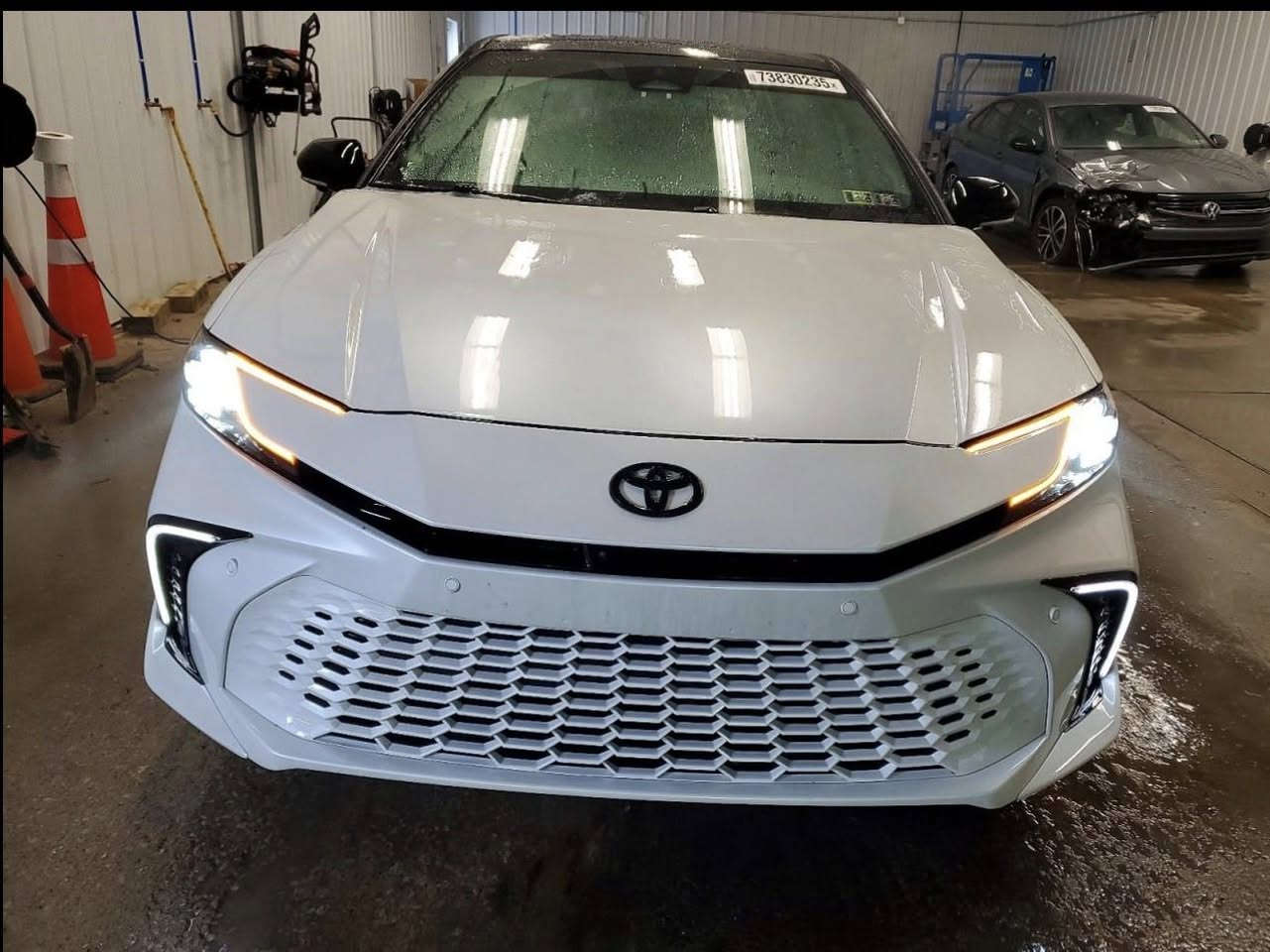 #أعلان مزاد

🇮🇶🇺🇸 فرصة مميزة لأصحاب كتب الشهداء 

📢 كما عودناكم على المزادات الأمريكية 🇺🇸
✅ وبأقل الأسعار وأسرع وقت ممكن

🚗   Toyota Camry XSE 

الموديل…  2025
🛠️ الضرر: + موضح بالصور 
📏 عداد المسافة: 10.800  (فعلي)
📋 حالة السيارة: شغالة (Run & Drive) – مفتاح موجود
🔧 حجم المحرك:  2.5 
 – دفع رباعي FWD
🔍 رقم الشاصي: 4T1DBADK8SU021926
📅 تأريخ المزاد/18/2/2026   
 الساعة 5:00 مساءً بتوقيت iraq

📍 موقع المكتب :
البصره، القرنة، شارع الجمهورية الرئيسي، مقابل مطبعة  الولاء

📧 البريد الإلكتروني:
auto.car.iq@gmail.com

mu95iqwl@gmail.com

📞
: *********** مصطفى 
📞
