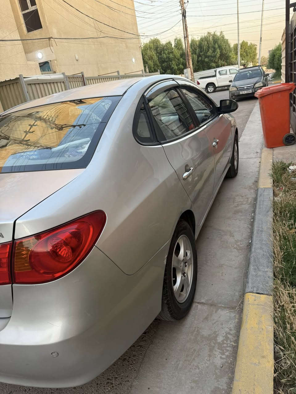 سلام عليكم النترا 2009 خليجي للبيع
كير ومكينه مكفولات 1600 دكشن عالي كهربائيات كلها شغاله تبريد شغال كامره دواره وبيها داش كام اصلي السيارة مكفوله من الحادث بيها صبغ صفحة عكس السائق اثر جراد ملاحظة بيها جراد قماره وبنيد وصندوق
مكانها بغداد الغزالية  السعر 92 وبيها مجال للاستفسار الاتصال *********** /0773519787
