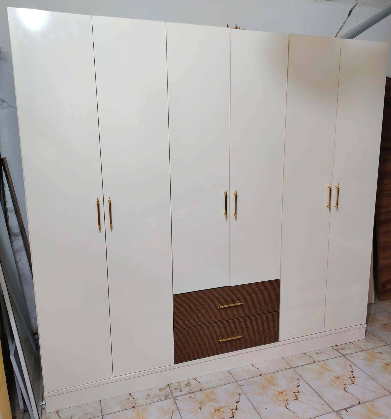 تخفيضااات غرفه نوم 5 قطع اخت الجديده موديل حديث😍😍 كل هذا بـ 500 شد ونقل داخل بغداد مجاني للحجز اخذ سكرين وتفضل واتس اب *********** تتوفر انواع الغرف
