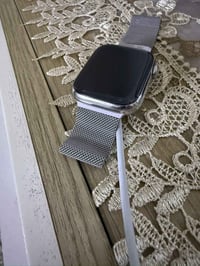 ابل واتش جيل 7 اصدار الستانلس ستيل ( اصدار خاص ) نظافة الساعة 100% ومو...