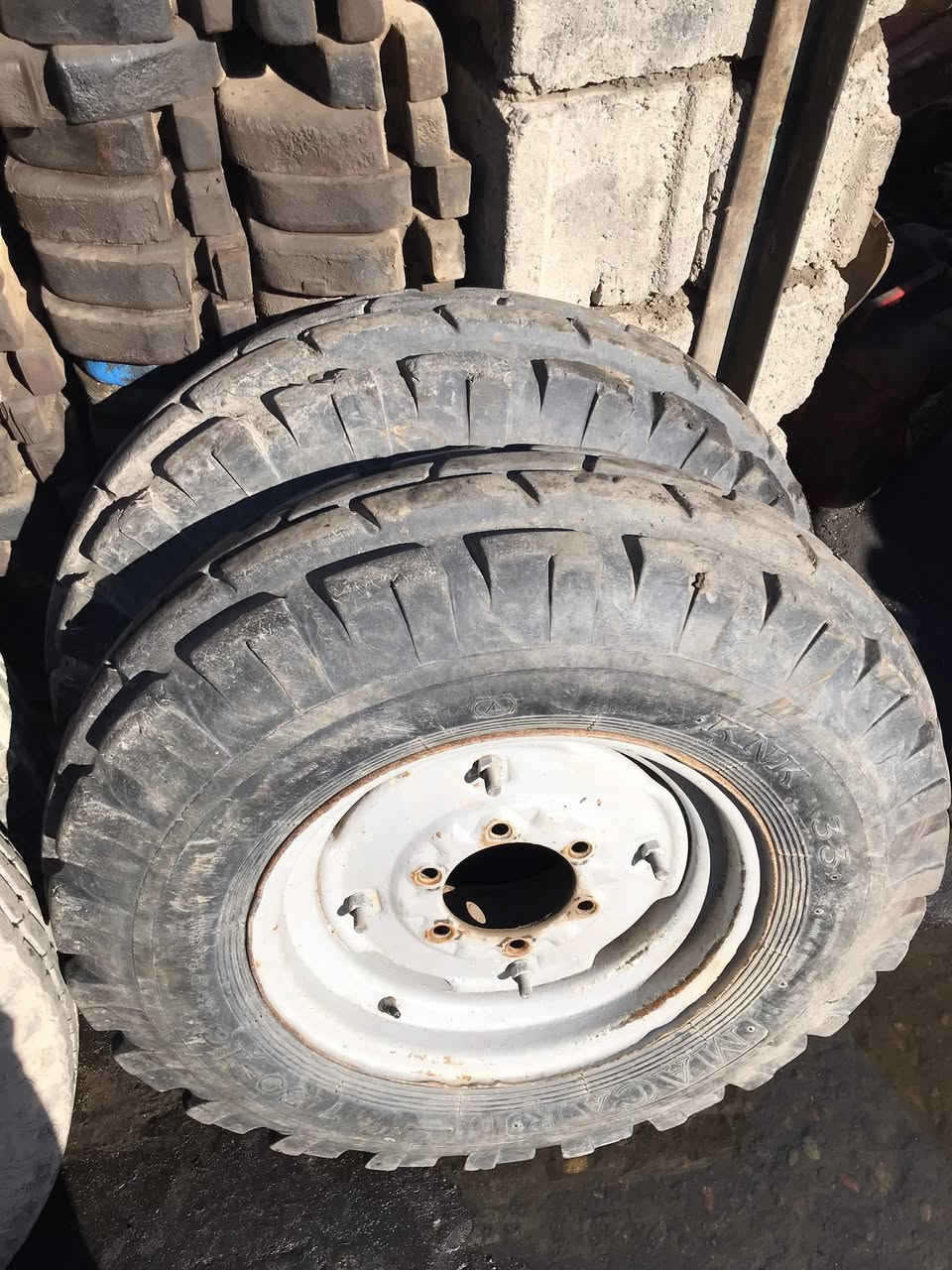 تايرات ويل ثكالات مال فوركسن ايراني
للبيع سعر مناسب ٢٥٠ الف
عنوان اربيل سناعة جنوبي
***********
***********
