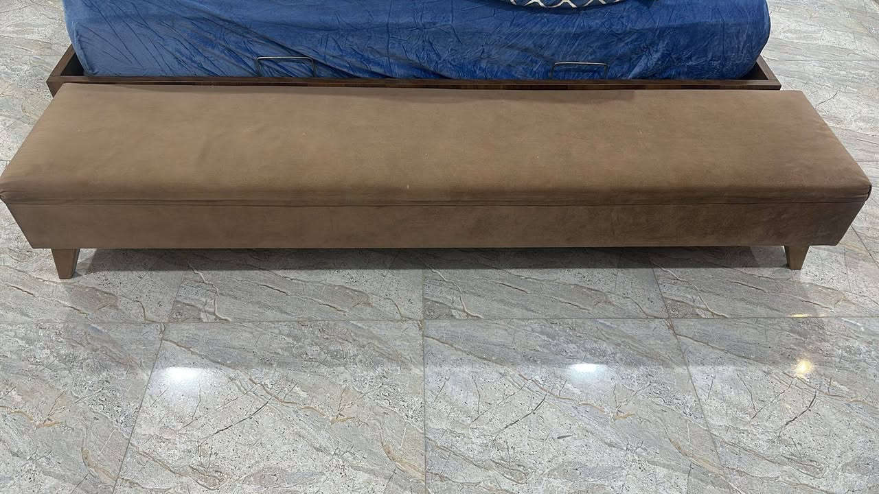 للبيع 🛏️🚪
غرفة تركية نظيفه✨ جدا 8 قطع ثكيلة نوعيه ممتازه 

بدون اي عيب أو كسر 
شغل ممتاز 👌
🎨اللون : صاجي +بيجي 
نسبه النظافة: 90%
💰السعر :750  الف 

للاستفسار الاتصال على الرقم 
***********
