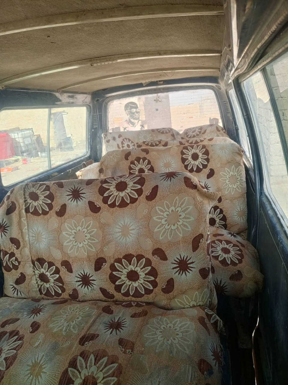 اسلام عليكم سياره هايس اللبيع رقم الماني بصره بسمي مكينه وكير واكسن بطه وهاذه رقمي *********** الشراي يتصل الرقم بيه واتساب
