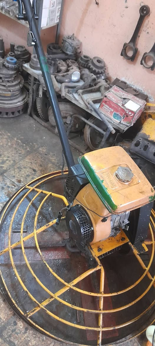 سلام عليكم ساقولة شغالة جاهزه هاتف ***********مكان بغداد ساحت طيران
