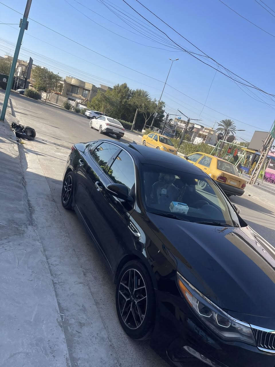 السلام عليكم
اوبتما  موديل  2020

السعر 136$ 

  السياره فول موصفات 

حادثه دعمايت. فقط 

بيه صبغ جاملغ خلفي والباب بدون يرباك بدون دواخل كفاله الدواخل 

كير مكينه مكفول لا كير ولا مكينه مفتوحه 

السياره ما بيه اي نقص السونيه جديه مو قديمه 

 

رقمي ***********
