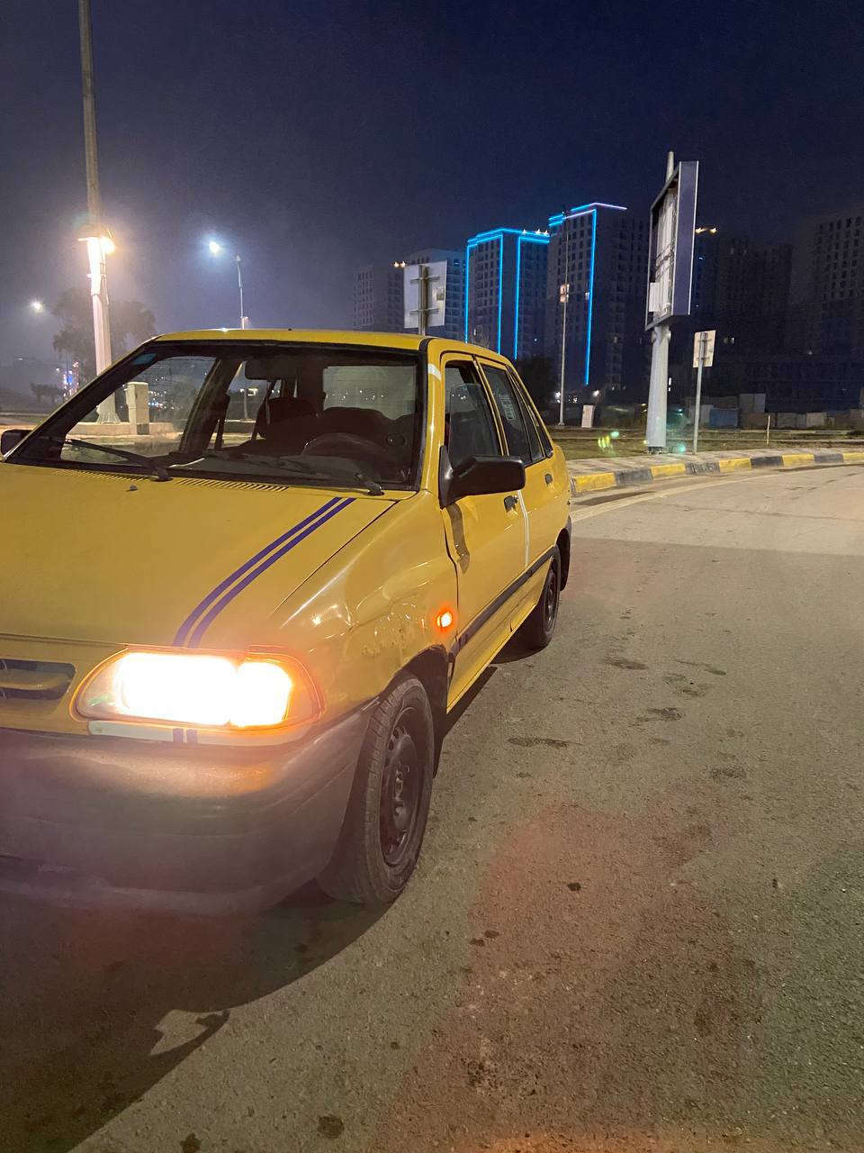 السلام عليك سايبه موديل12 سياره نضيفه جاهزه كبل لشارع بيه شاصي واحد معمر هاي سياره كدام عينكم هيئه غرامات مصفره سعر 26 او بيه مجال حك جيه تواصل ***********
