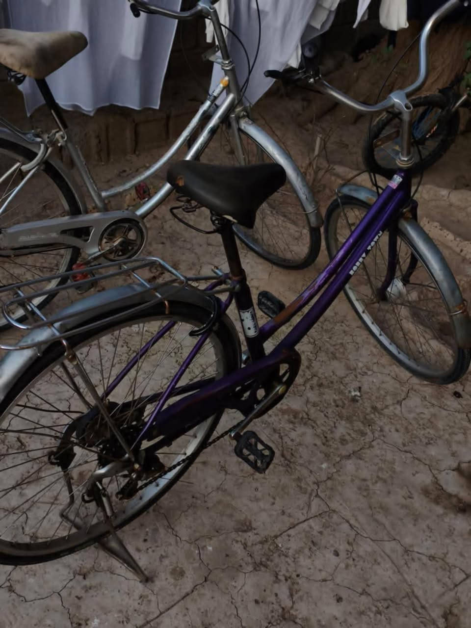 بايسكل بشرط سعره 45وبيه مجال


**إذا كنت صاحب هذا الإعلان وتريد حذفه لأي سبب، رجاءا أرسل رسالة إلى الدعم الفني**