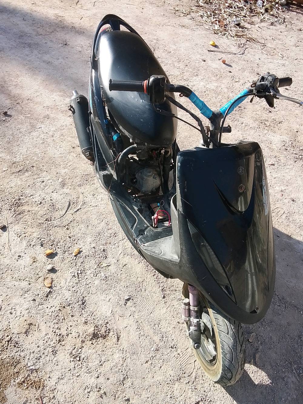 دراجه ماكس عدله بوشه 49 شغاله عوزها بس .كور. كفرات ختم واحد شاصي نضيف محرك نضيف دبلات رياضيه وصالنصه FM السعر 250 ألف وبيها مجال المكان كربلاء قرب ألامام عون لاستفسار راسلني واتساب