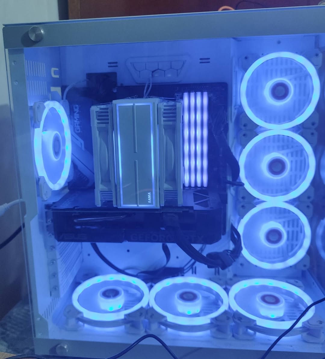 السلام عليكم
تجميعه للبيع 
مواصفات :
كرت شاشة: 4070super Asus dual

معالج: i5 14400f

لوحة الام: gigabyte gamingx b760m

تخزين SSD 1T teamgroup mp44l gen4 صحه 96%

رام: aorus gigabyte 16gb (8X2) 3733Mhz + 2 demo sticks

تبريد:sama KA600DW

مزود طاقة: Rocket 750W bronze

Case: Xigmatix White
السعر 1,650,000 
المكان ذي قار 
للتواصل 7861437866


**إذا كنت صاحب هذا الإعلان وتريد حذفه لأي سبب، رجاءا أرسل رسالة إلى الدعم الفني**
