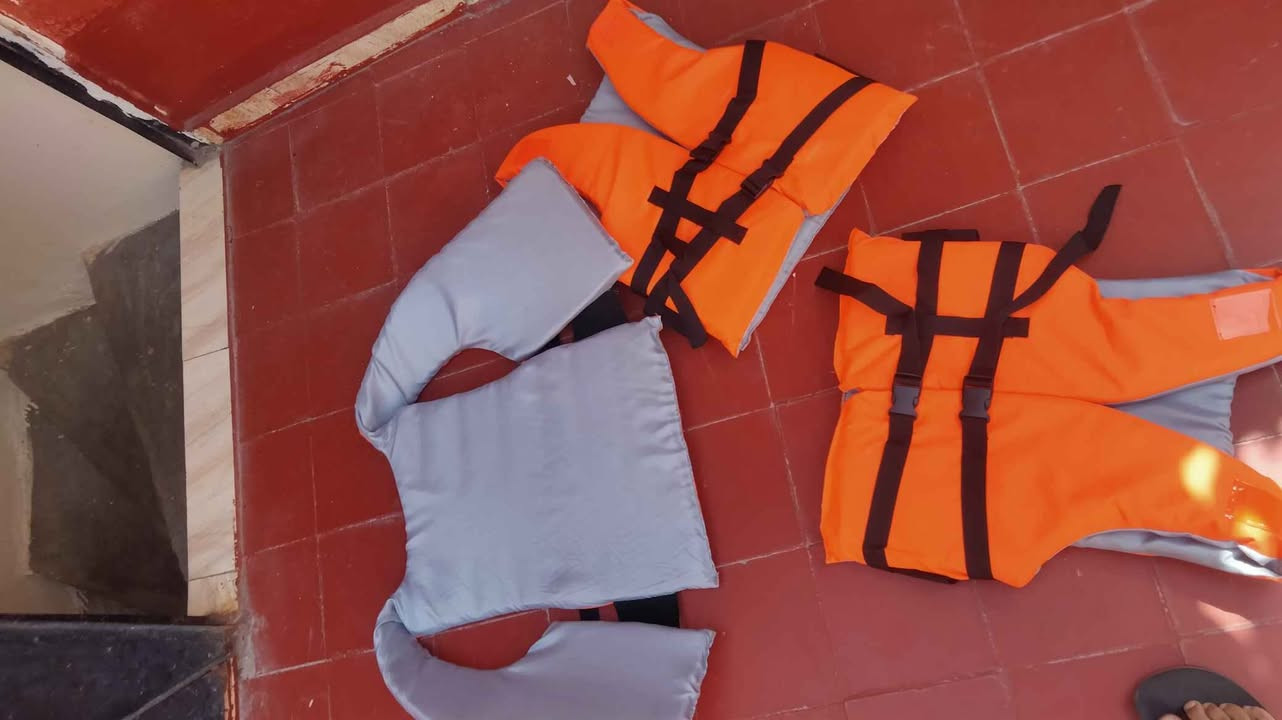 Les gilet de sauvetage maxi 90kh سلا, المغرب


**إذا كنت صاحب هذا الإعلان وتريد حذفه لأي سبب، رجاءا أرسل رسالة إلى الدعم الفني**