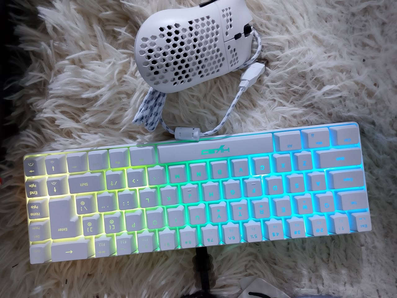 كيبورد وماوس بهذا الشكل ب 25 الف


**إذا كنت صاحب هذا الإعلان وتريد حذفه لأي سبب، رجاءا أرسل رسالة إلى الدعم الفني**