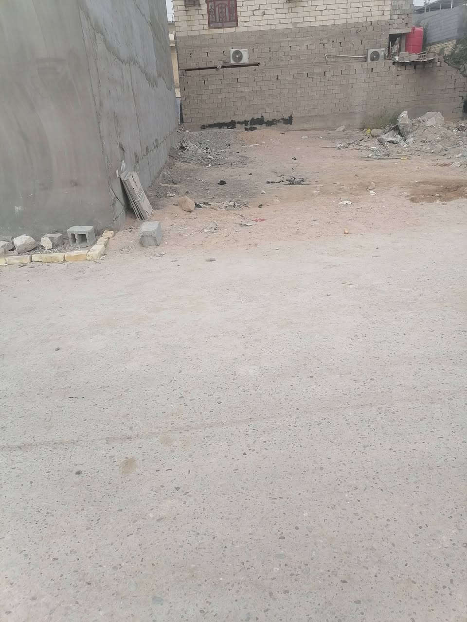 سلام عليكم قطعه أرض مساحة 100م البهادريه سند ٢٣زراعي عراقي للبيع ***********
