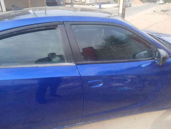 جارجر ١٨ اصل رقم بصره مصبوغ عام بيه ضربه جاملق لوره بدون كص مصبوغ عام فقط ماشيه ١٥٠ سياره جاهزه مكينه وكير كفاله ترايك وين ماتريد السعر١٦٠ وبيه مجال
***********
