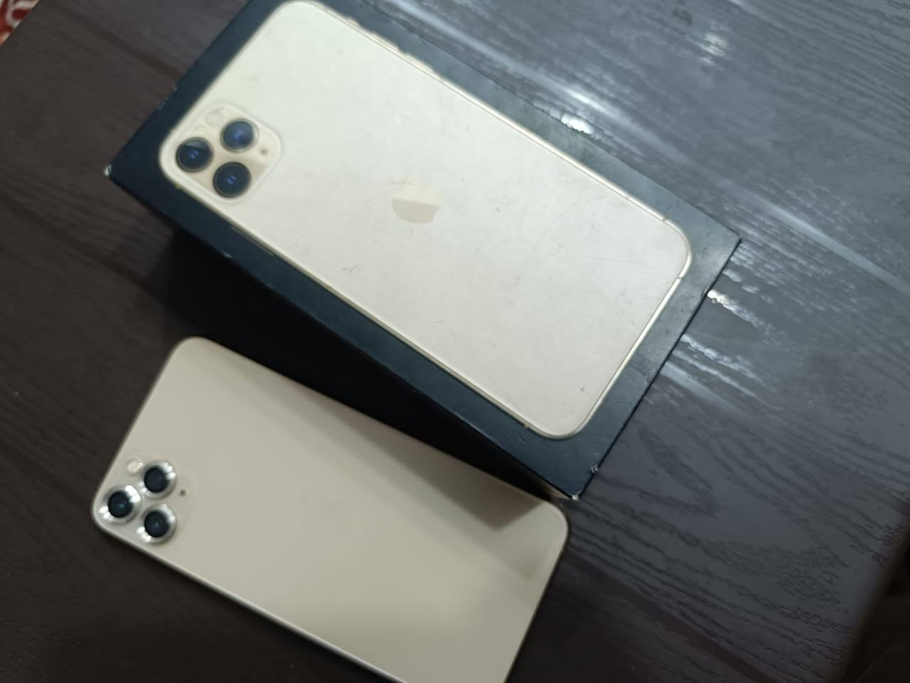 السلام عليكم جهاز ايفون 11برو ماكس لبيع مبدل بي شاشه اصليه وبطاريه اصليه من شركه مستخدم شهرين الاستفسارعلى رقم ***********او على خاص السعر ٤٢٥وبي مجال العنوان  واسط
