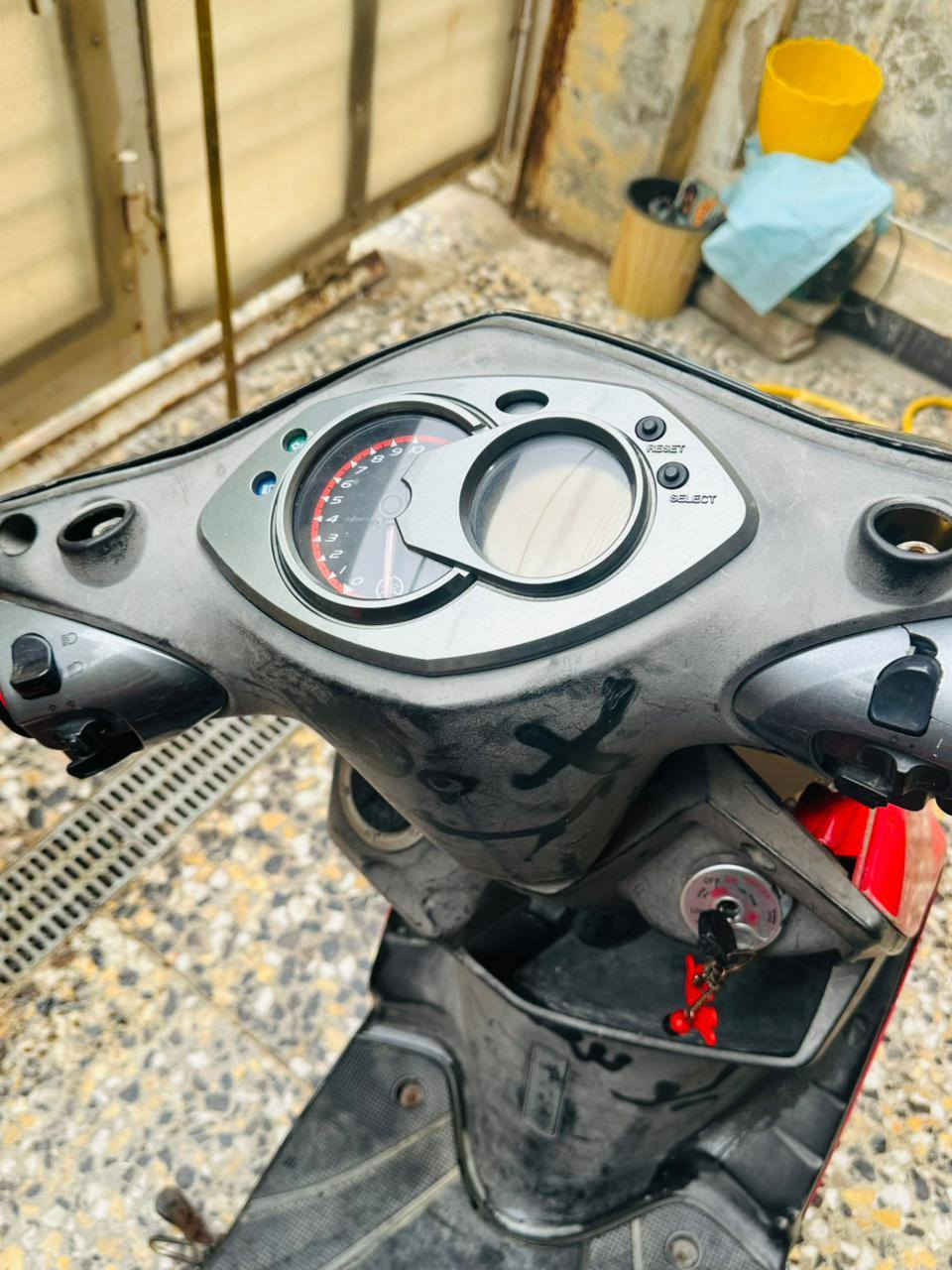 السلام عليكم سكنس فحل ياباني للبيع
عليها تزويد عقل ومبرمج وصالنصه رياضي مال تي ماكس وكلاجات رياضي وخفايف سعر 700 وبيها مجال متواجد واتساب فقط مكان الشعب للاستفسار ***********
