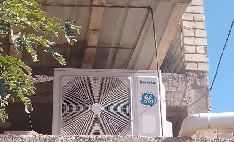 للبيع سبلت جنرال الكترك انفيرتر 2 طن استخدام قليل نضافه 95 بل ميه السعر 600 بغداد الصابيات
واتس اب ***********
               ***********
