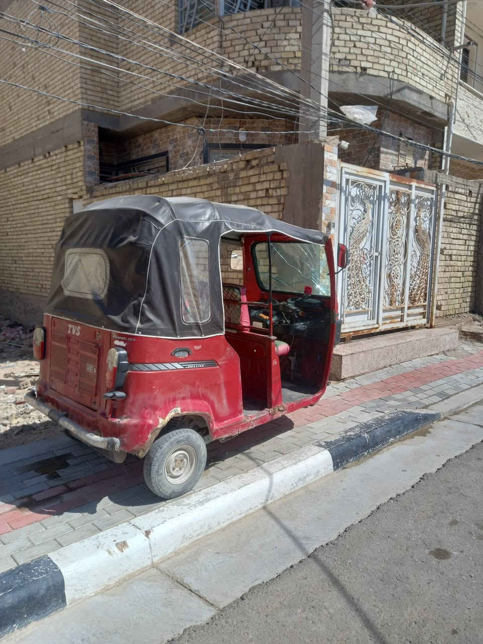 من رخصة منشئ الكروب ..
السلام عليكم ورحمة الله وبركاته. 
TVS موديل ١٩ اوراق كاملة محرك كير اكسل نظيف سوباية بواري شادهن جديد اصلي صيانة كاملة حدادية ..
السعر  ٢ مليون و ٣٠٠ الف وبيه مجال ..العنوان كربلاء .موجود عالفيس .


**إذا كنت صاحب هذا الإعلان وتريد حذفه لأي سبب، رجاءا أرسل رسالة إلى الدعم الفني**