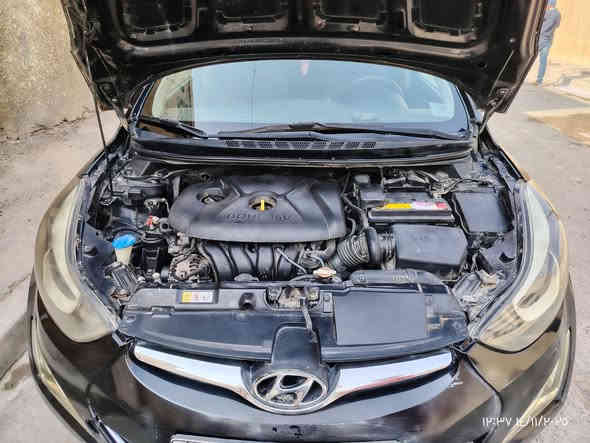 النترا ٢٠١٦ 
امريكي  
المواصفات 
تحكمات استيرن 
مانع تزحلق 
نضام ECO

بيها قطعتين صبغ فقط جاملغ وبنصف بنيد 
السياره ليبل واحد بدون تبديل 
السونار بالمنشور 
تبريد صدر كير محرك مكفولات 
محرك 1800
رقم ذي قار 
مكان السياره بغداد البياع 
السعر ١٠٦ وبيها مجال
رقم الهاتف ***********
