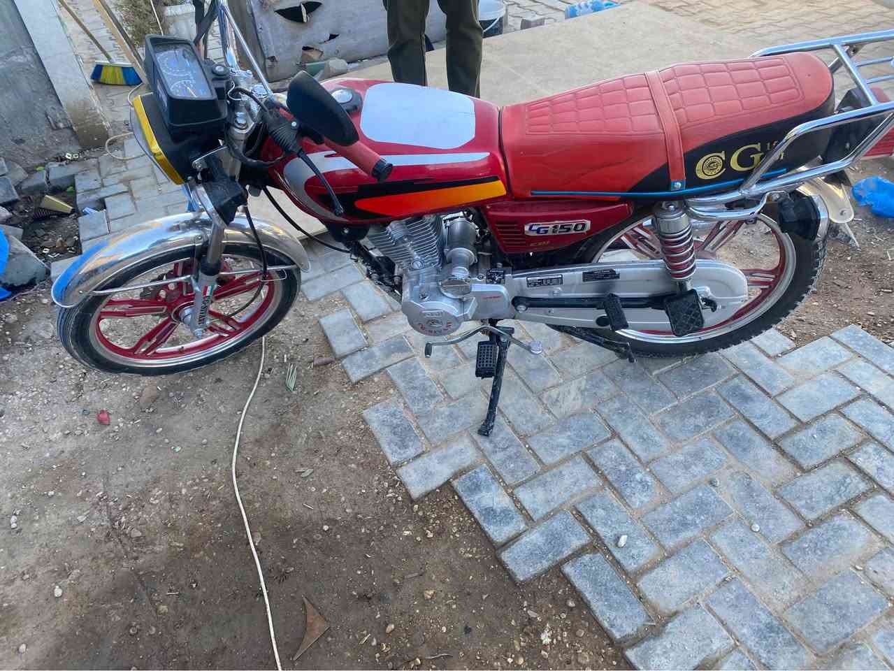 دراجه 5 كير بسمي مديل 2025 وراق كامله مال شركه من معارض سعر 675 مشتريه الله شاهد 875 كربلاء حي الحر ***********للبيعه الغرض حاجه والله دراجه بل جيس اخت جديده كربلاء, العراق
