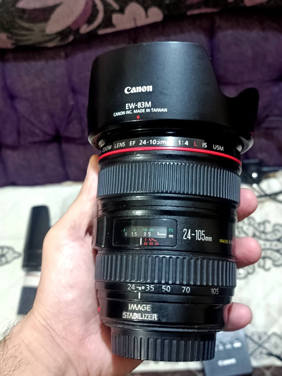 السلام عليكم 👋
 للبيع   🔴 ( بدي كانون  5D mark 4 ) نضيفه جداً 
ملحقات كامله/ 

🔴  عدسه 24_105 mm 
🔴  عدسه ثانيه رياضي  70_200  فتحه 2_8  الاصدار الثاني ستابلايزر
🔴  بطاريات عدد 5 
🔴  رام 16 GB 
🔴  توصيلة نقل الصور للتلفون
🔴  فلاش خارجي
🔴  شاحنه 
🔴  جنطه + حزام 
للاستفسار التواصل ع الخاص او الاتصال ع الرقم  ***********          بابل
