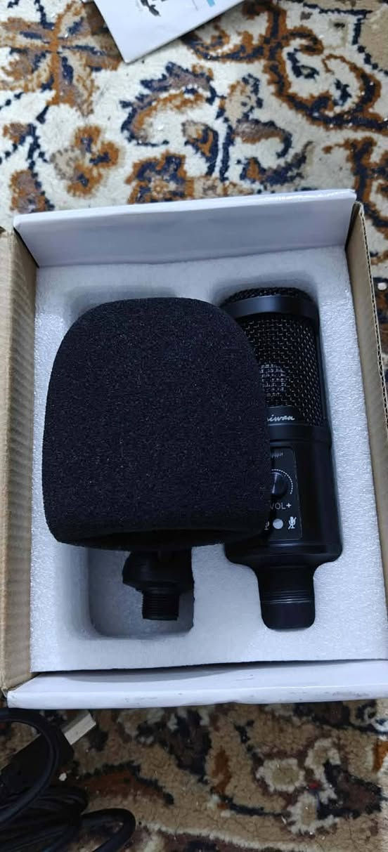 المايك
مايك usb 2.0 
صوته كلش نقي

الستاند 
ستاند مايك مرتب كوالتي ممتاز 
قابل للثني 360 درجة

السعر ٥٠ مع التوصيل


**إذا كنت صاحب هذا الإعلان وتريد حذفه لأي سبب، رجاءا أرسل رسالة إلى الدعم الفني**