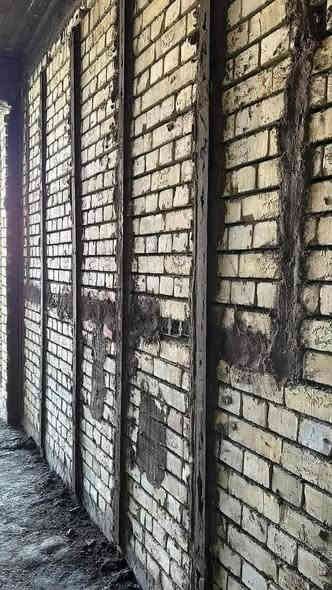 سلام عليكم ورحمه الله 
 لباخ مصري متفرغ خشن ناعم طلس شغل هندسي درجه اولي جوده في العمل مكان بغداد*********** الرقم بي وتس
