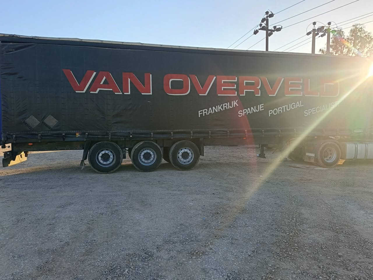 البيع عربانه منفيس.   ‏‪***********‬‏
