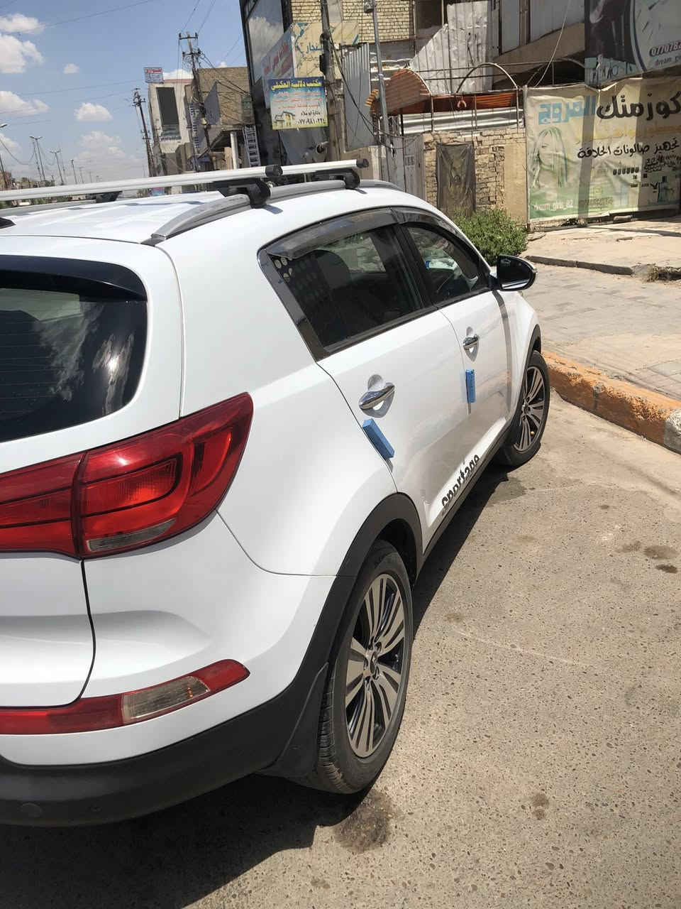 سبورتج ١٥ مكفولة من الصبغ والحار والتبديل مال جناي برغي مابيه نقص بطارية جديدة صدر موبس جديد تخم تاير صيني دوشمة اصلية كشنات جلد وارضية جلد تركي ادامة كاملة لمنظومة البانزين اني مستوردها السعر ١٤٣ $ للاستفسار *********** بيه واتس مكان الشعب
