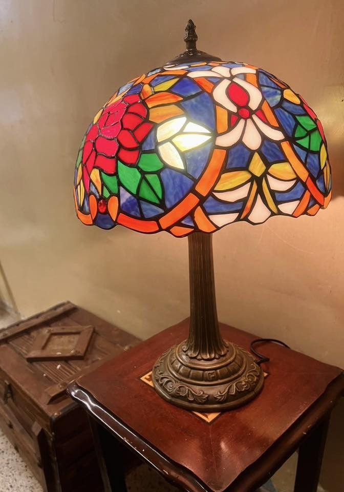 مجموعة لوحات ومصابيح مميزه فكتورية وصندوق خشب أنتيك للإقتناء
🪷🍃
#تيبلام
#فكتوري
#أنتيكات
#هاندميد


**إذا كنت صاحب هذا الإعلان وتريد حذفه لأي سبب، رجاءا أرسل رسالة إلى الدعم الفني**