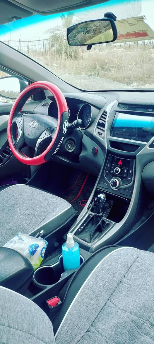 السلام عليكم من رخصه الادمن اللنتره 2016 سياره كير مكينه مامفتوحه خير من الله صدر تخم تايير تبريد خير من الله امريكيه حادثها قبغ جنطه مبدل الباقي ليبل واحد سونار موجود عندي بيها مكانات رشه كلير سياره بسمي هزه وسنويه جديده سعرها 110مجال جدا قليل مكاني الدوره شارع 60اتصل ودلل *********** بغداد, العراق
