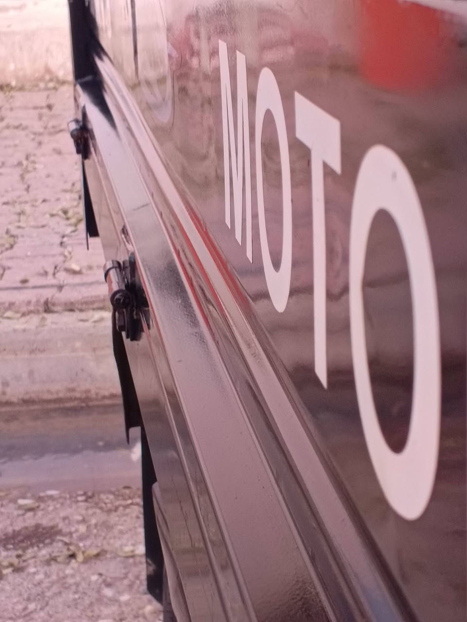 س ع شباب عندي هاي ستوته لبيع موديل 2019  فحل عالي قلاب شرط كلشي ستوته بلادي شرط عقد شخوان و بليته شرط تحويل ركبه وقطرت صبغ ما بيهه محرك بلادي ركبه شاصي كله شرط سعر مليون و 300 وبيهه مجال قليل لا شراي هذه رقمي *********** أو يجي خاص
