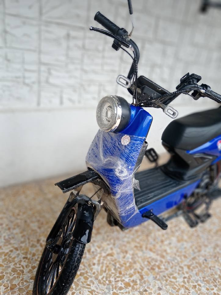 السلام عليكم 
ماطور حجم ٢٠ 
اربع باتري دبل كبير 
اشارة هورن لايت 
نضام سرقه 
سويج و بصمه 
تشغيل عن بعد 
تثبيت سرعه 
الباتري تاخذ شرط الفحص 
عنوان موصل حي السماح 
السعر 270 بي مجال


**إذا كنت صاحب هذا الإعلان وتريد حذفه لأي سبب، رجاءا أرسل رسالة إلى الدعم الفني**