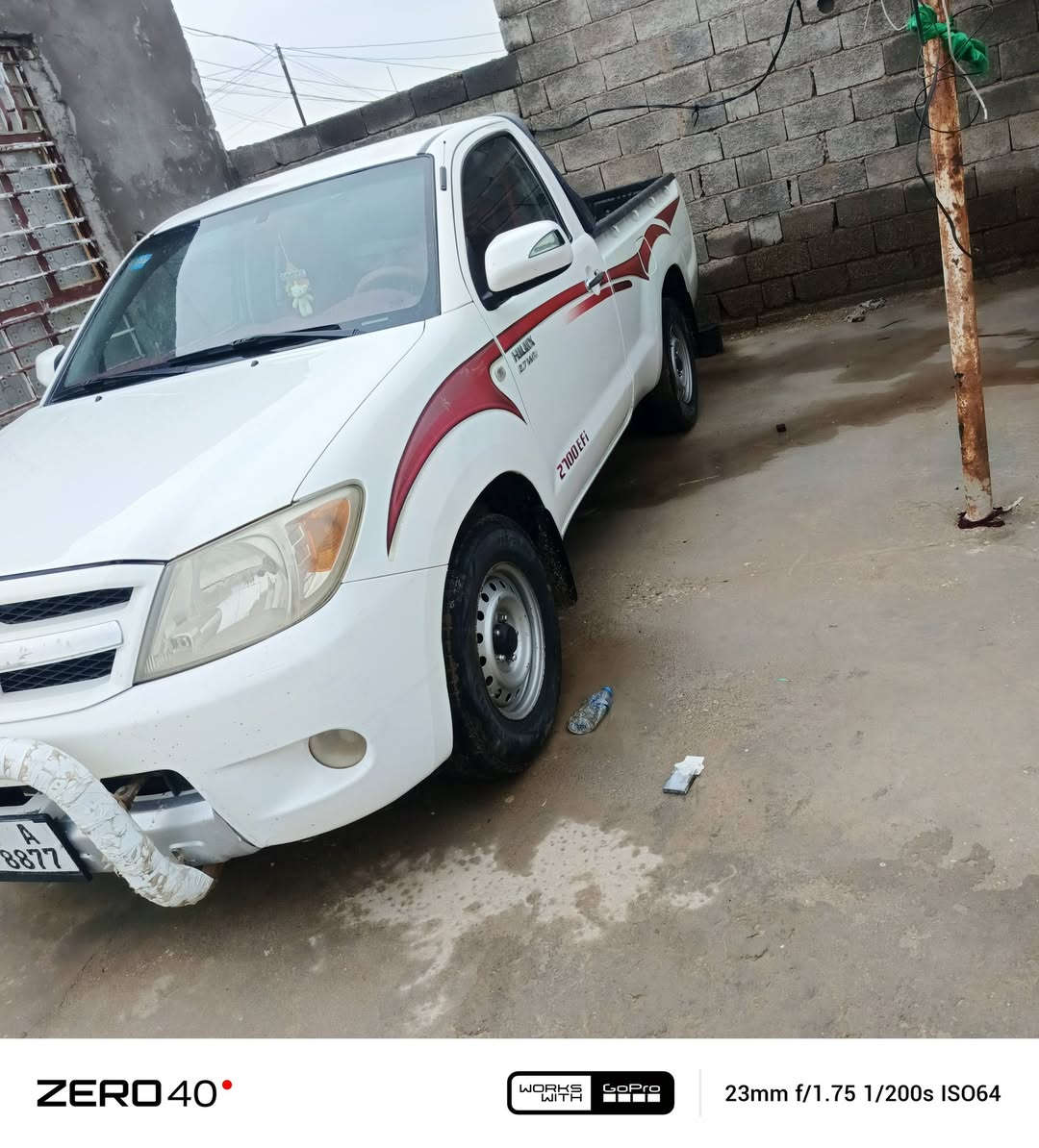 السلام عليكم فلاونزه 2006
سياره مكفوله البيع مكان واسط السعر 117 وبيه 
مجال *********** بسمي تحويل ثاني يوم
