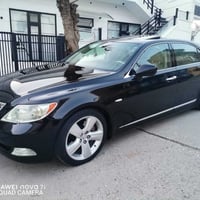 لكزس LS460L • ٢٠٠٩ • بدون صبغ