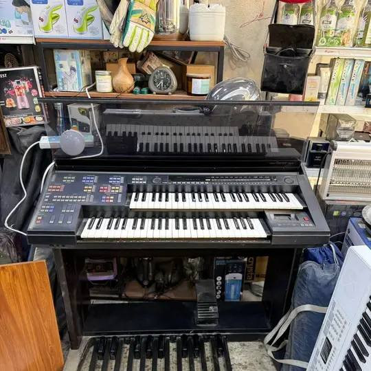 بيانو
صناعه ياباني

ماركه ياماهو

***********

‏

‏
