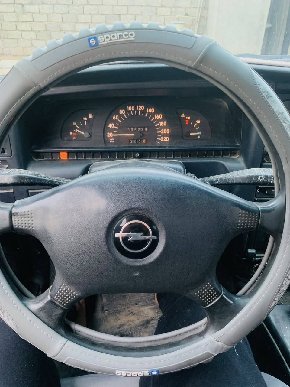 السلام عليكم ورحمة الله وبركاته
من بعد السلام 

أوبل أوميگا للبيع او مراوس(أفانتي ادوات اذا اكو)

محرك 20 نضيف حيل لا بخار ولا صرف

گير اوتوماتيك بلاد 

موديل 91

 كهربائيات شالغة ماعدا شي قليل منهن مو مهم

رقم اربيل أنگليزي  سنوية ساقطة صارلها 7أشهر 

تايرات جدد صدر نص 

گشر نضيف حيل اي شخوط ماكو 

داخل نضيف حيل مدوشم جديد مع العلم الصور قديمة هسه ارتب 

ترايك وين ما تريد ولا تگول باطل

السعر 38 وبيها مجال بسيط  

العنوان قضاء الحويجة ناحية العباسي 

شرط التحويل 

رقم الهاتف ***********
