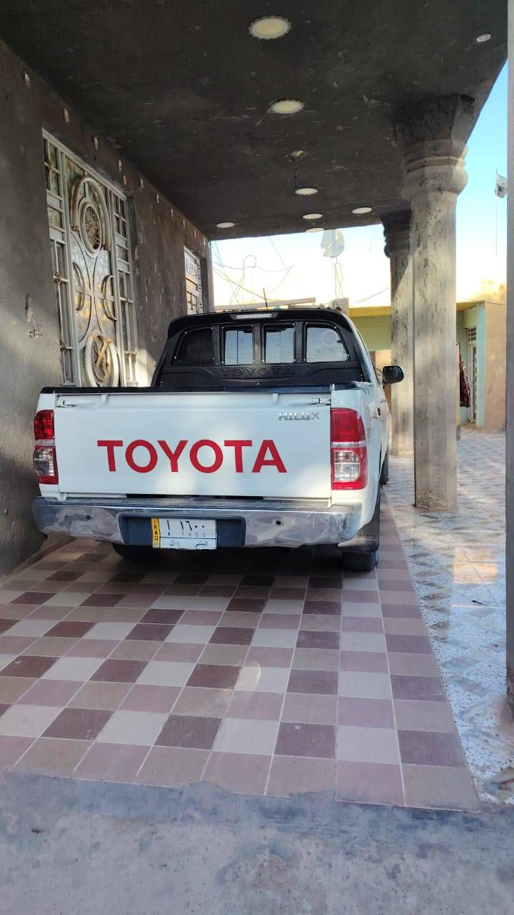 سلام عليكم فلاونزه للبيع موديل ١٥ أوتماتيك العنوان كوت الشارع العام كوت حرار رقم الجوال ***********
