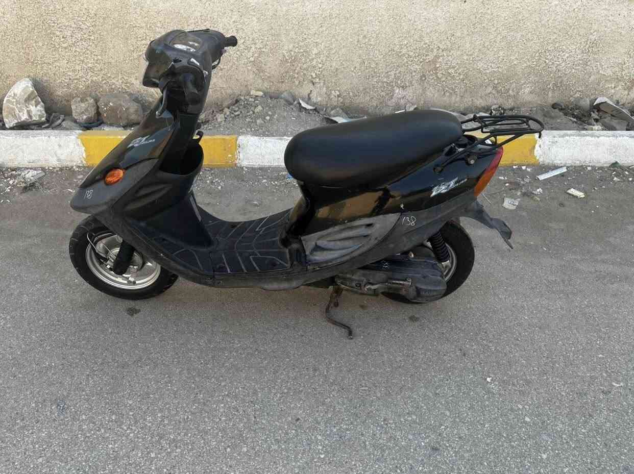 للبيع بيجي ٩ زروف فحل كفاله كهربائياتها مابيه نقص ***********
