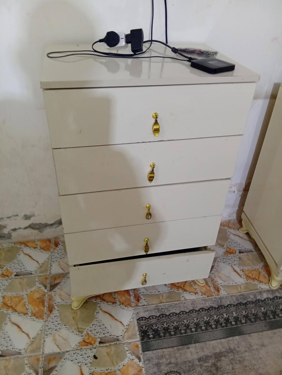 غرفه تركي
ضخمه ست قطع للبيع سعره 425 وبيه مجال مكانه حي العسكري


**إذا كنت صاحب هذا الإعلان وتريد حذفه لأي سبب، رجاءا أرسل رسالة إلى الدعم الفني**