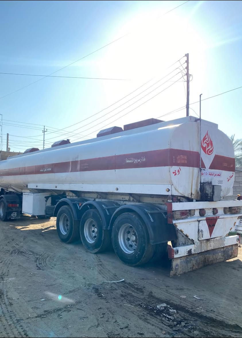 سحال كاربلس للبيع بويلر دناكير 13 مربع يرادله زوج تايرات فقط سحال جاهز للشغل من بويلر  ومن كهربائيات ومن سلامه مكاني الانبار رمادي للاستفسار الاتصال على رقم ***********
