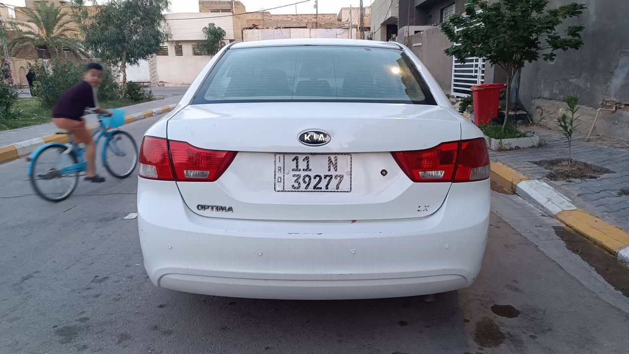 اسلام عليكم اولتيمه للبيع موديل 10 رقم بغداد بسمي نضيفه مبدل كاسكت فقط تبريد شغال السياره نضيفه غير مكفوله من اشتريته رقم المبايل ***********
