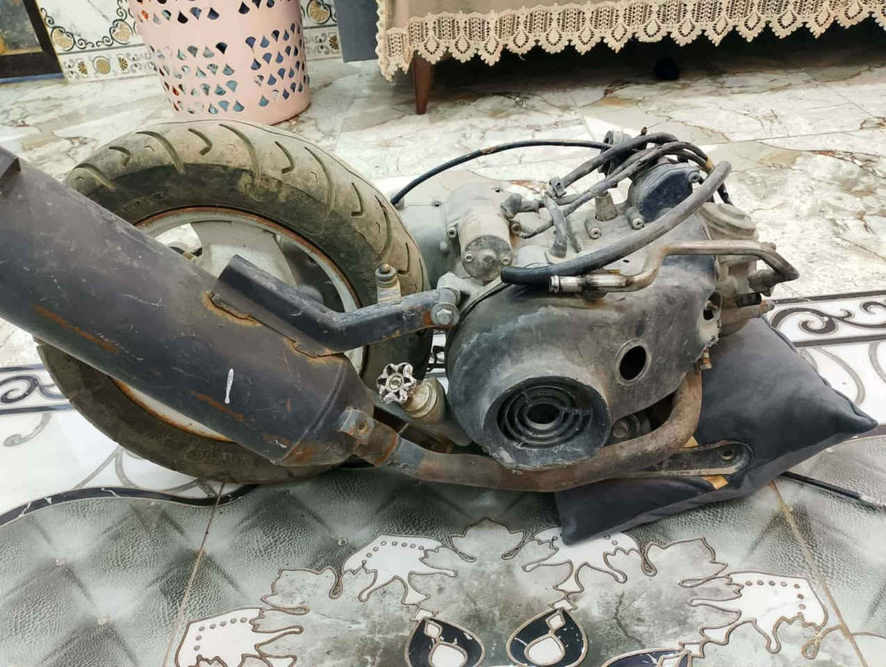 السلام عليكم مكينه للبيع شغاله السعر 80 بيها مجال كليل
رقم التليفون ***********
