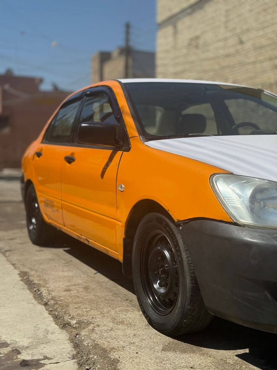 مسيبوشي لانسر موديل ٧ وارد أمريكي كير اوتامتيك سياره ليبل واحد حادث جوه الدعاميه الاماميه لعلم سياره صبغه وحده رقم كربلاء انكليزي بسمي مشروع وطني سياره  حلوه بس محتاجه حداديه اماميه صدر وعندي جايب بعض الأغراض داخل بيجي مكاني بغداد السعر ٦٢وبيه مجال رقم الهاتف ***********
