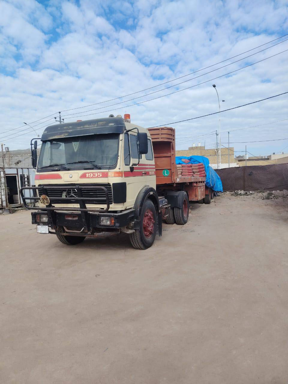 سلام عليكم البي موديل 88 سبرك بلاد مكينه 35كير 160كفاله عامه راس اوعربانه ***********
