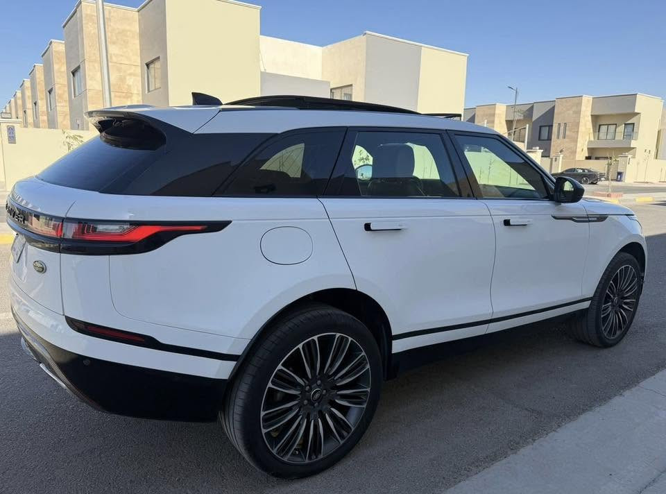 رانج روفر خليجي فيلار للبيع فقط بيع
R-Dynamic - 2018 
52000 KM
سياره جدا جديده ونظيفه فول  ١/١  التراي مالهه زيرو  وماكو اي نقص بيهه وكاله سردار خليجيه  صيانه كامله حسب الوقت بشركه رانج بلمنصور واخر صيانه قبل ايام ماكو برغي مفتوح بره الشركه وكل وصولات وتفاصيل الصيانه موجوده
٦ سلندر سوبر چارج السياره طلقه ماشاءالله
رقم مميز حلو - بغداد 
تخم تاير جديد
ويل ٢١ رياضي R-dynamic
السياره چكات ٣ ارتفاعات قياده  يعني تتحكم بلارتفاعات 
٧ مودات -  اوضاع قياده 
كاميرا - PDC 360  
كراسي تدفئه - تبريد 
 مساج كراسي 
كراسي جلد فئه r-dynamic داخل قرميدي طلب خاص 
كراسي كهرباء مع ٣ اوضاع ذاكره 
شاشات خلفيه 
تبريد امامي-  خلفي
صندوق كهرباء
السقف بانوراما علطولها جام  
Night paket تحكم بالوان دواخل السياره الليد الداخلي للسياره 
رقم بغداد باسمي رقم شبه مميز حلو
سياره ماشيه ٥٢ كم 
دخول ذكي للسياره Bluetooth  
بصمه سياره عدد- ٢
مكانها بغداد سياره  سعر 32 الف دولار وبيه مجال سياره فقط بيع للاستفسار 
***********

