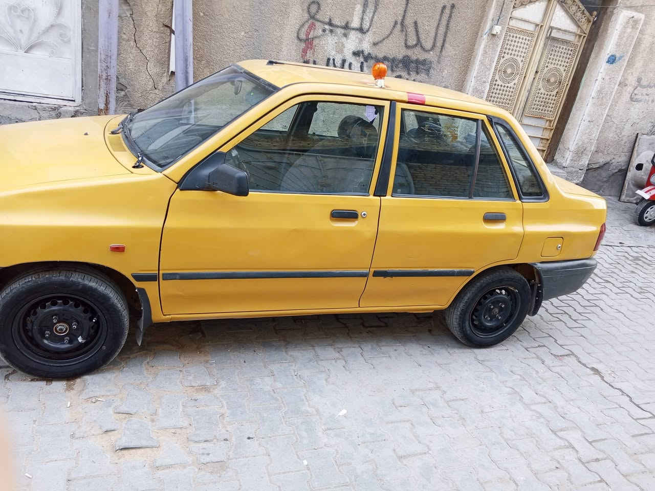 سلام عليكم سايبه 2012نضيفه جاهزه من كلشي العنوان بغداد مدينه الصدر السعر 32~ ***********
