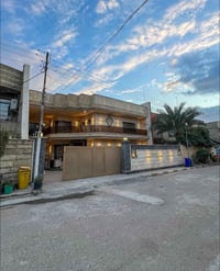 حي الحسين • ٣٠٠م • مفروش