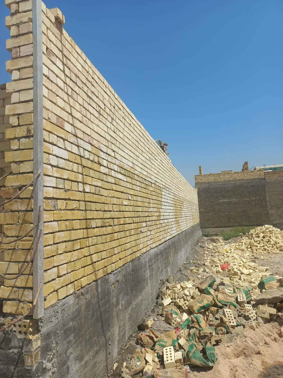 خلفة بناء شغل درجه اولى ستلام مهندس نشتغل جميع مناطق بغداد الكرخ ورصافه التزام بل مواعيد اتصال ***********
