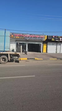 شركة سيف القيسي • واجهات زجاجية • زجاج ١٠ ملم