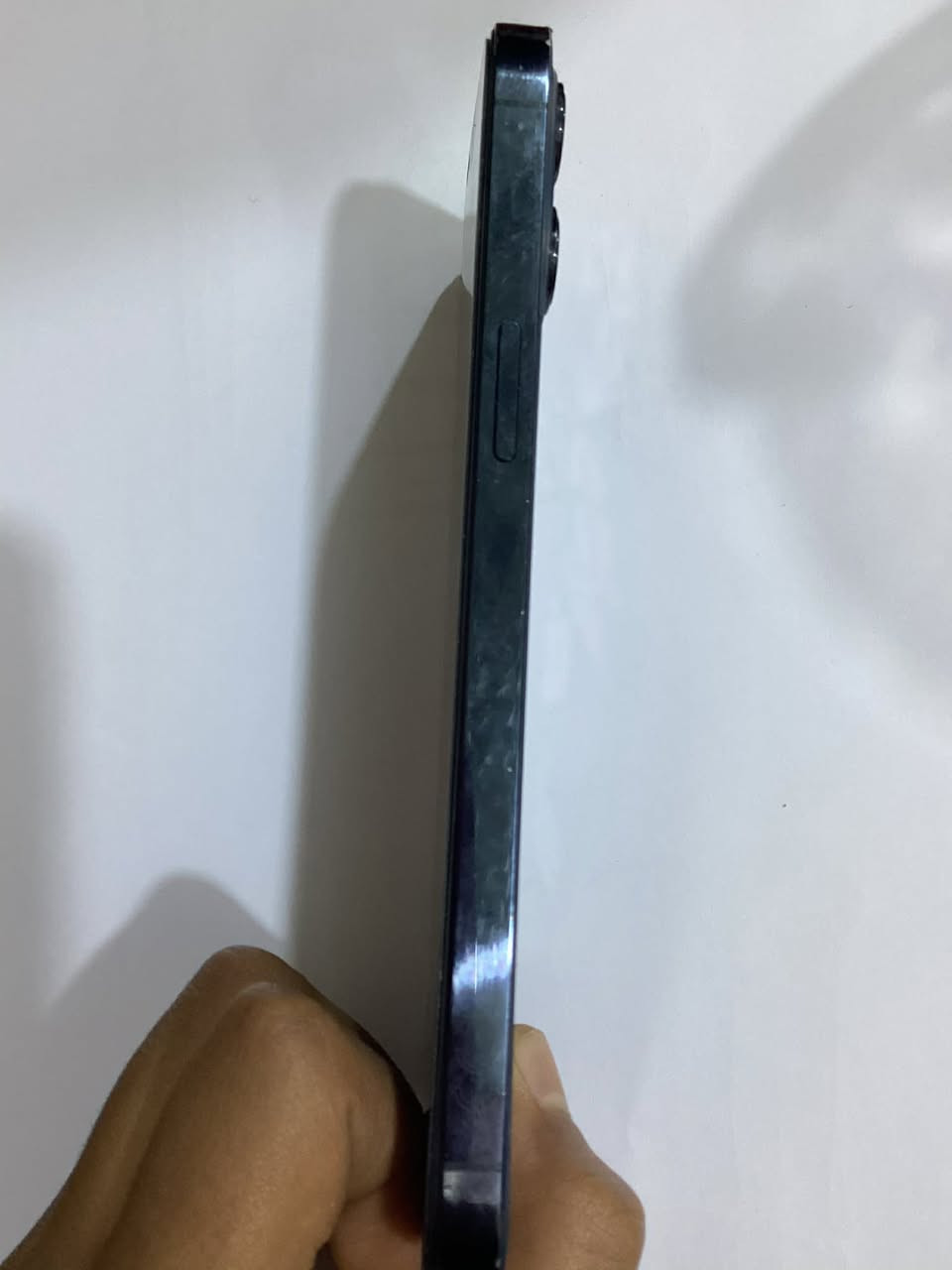 سلام عليكم ايفون 12برو ماكس ذاكره 256 بطاريه 81 مستبدل بي شاشه نوعيه جيده وفيس ايدي شغال راد فقط تحديث سعر 300 مكان بغداد 
رقم الهاتف : ***********
